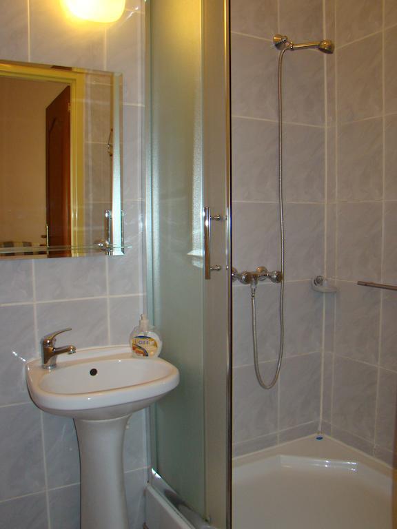 Hotel Polonia Намыслув Номер фото
